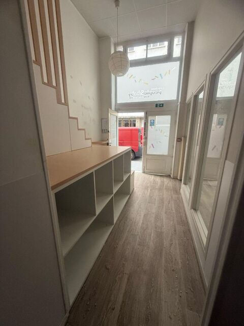 LOCAL COMMERCAIL de 139 m2 A LOUER - En attente car p... 1500 69003 Lyon 03