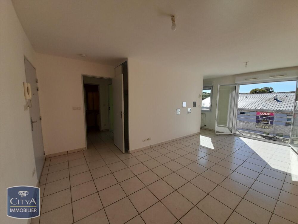À louer : Appartement rénové T2 à Héricourt, situé dans ....