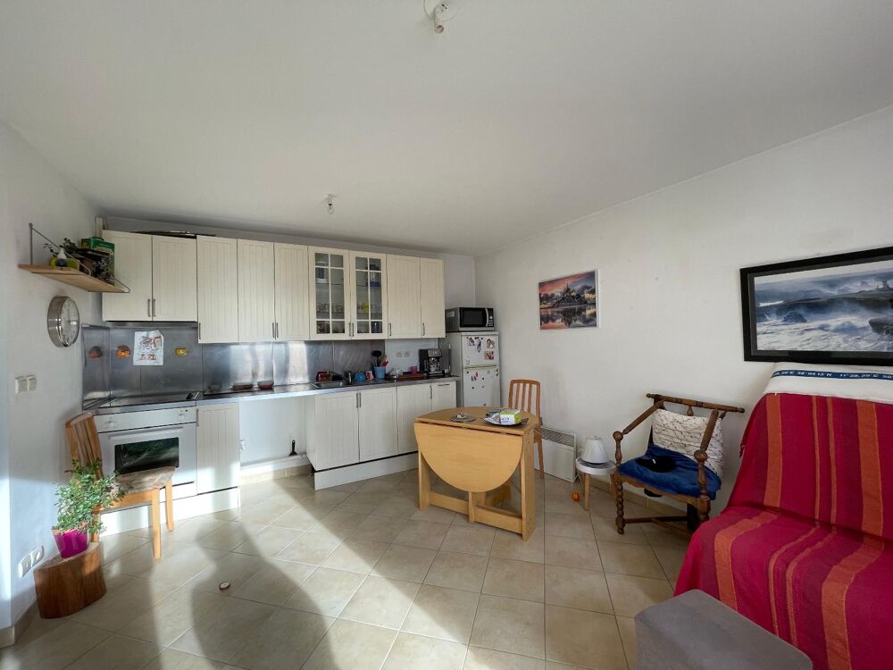 vente Appartement - 2 pice(s) - 44 m Saint-Maximin-la-Sainte-Baume (83470)