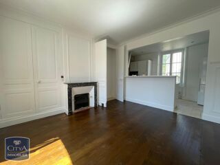  Maison à louer 6 pièces 147 m²