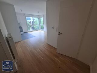  Appartement à louer 2 pièces 47 m²