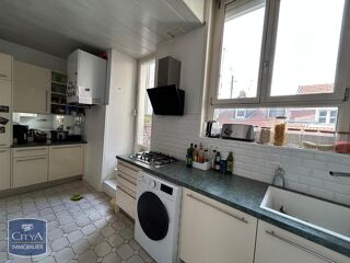  Appartement à louer 4 pièces 106 m²