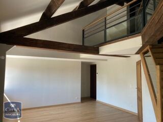  Appartement à louer 3 pièces 75 m²