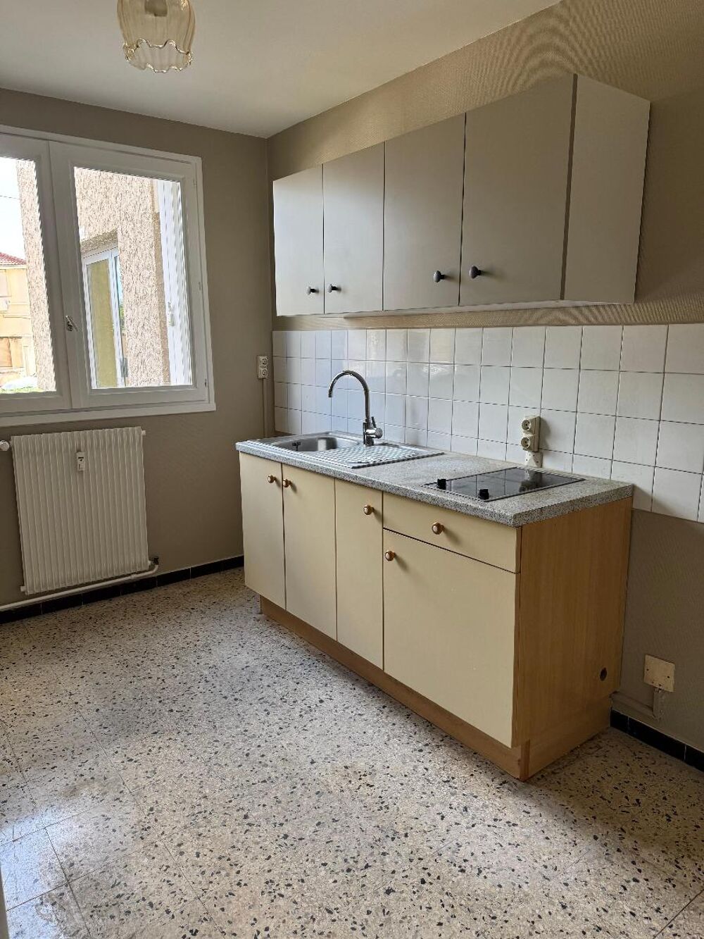 location Appartement - 1 pièce(s) - 31 m² Montbrison (42600)