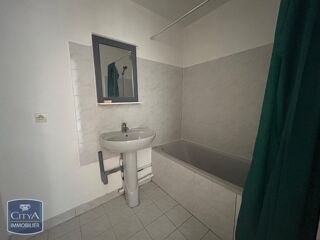  Appartement à louer 2 pièces 36 m²