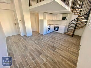  Appartement à louer 1 pièce 37 m²