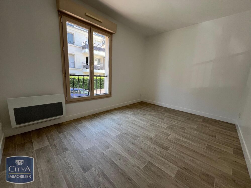 À LOUER : Découvrez cet appartement rénové T2 situé à ST....
