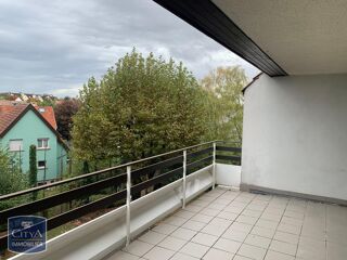  Appartement à louer 4 pièces 96 m²