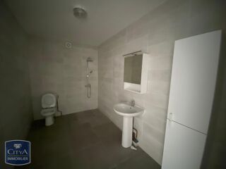  Appartement à louer 3 pièces 78 m²