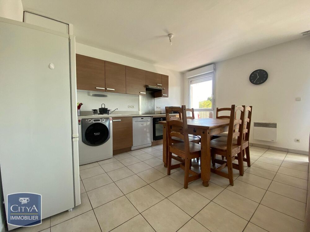 location Appartement - 3 pièce(s) - 63 m² Montfavet (84140)