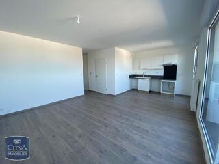  Appartement à louer 3 pièces 61 m²