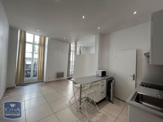  Appartement à louer 1 pièce 27 m²