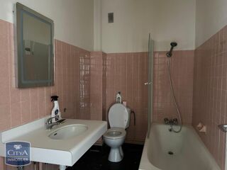  Appartement à louer 1 pièce 36 m²