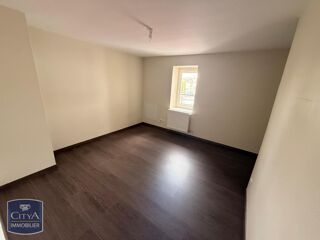  Appartement à louer 3 pièces 94 m²