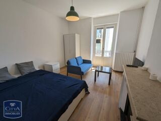  Appartement à louer 1 pièce 33 m²