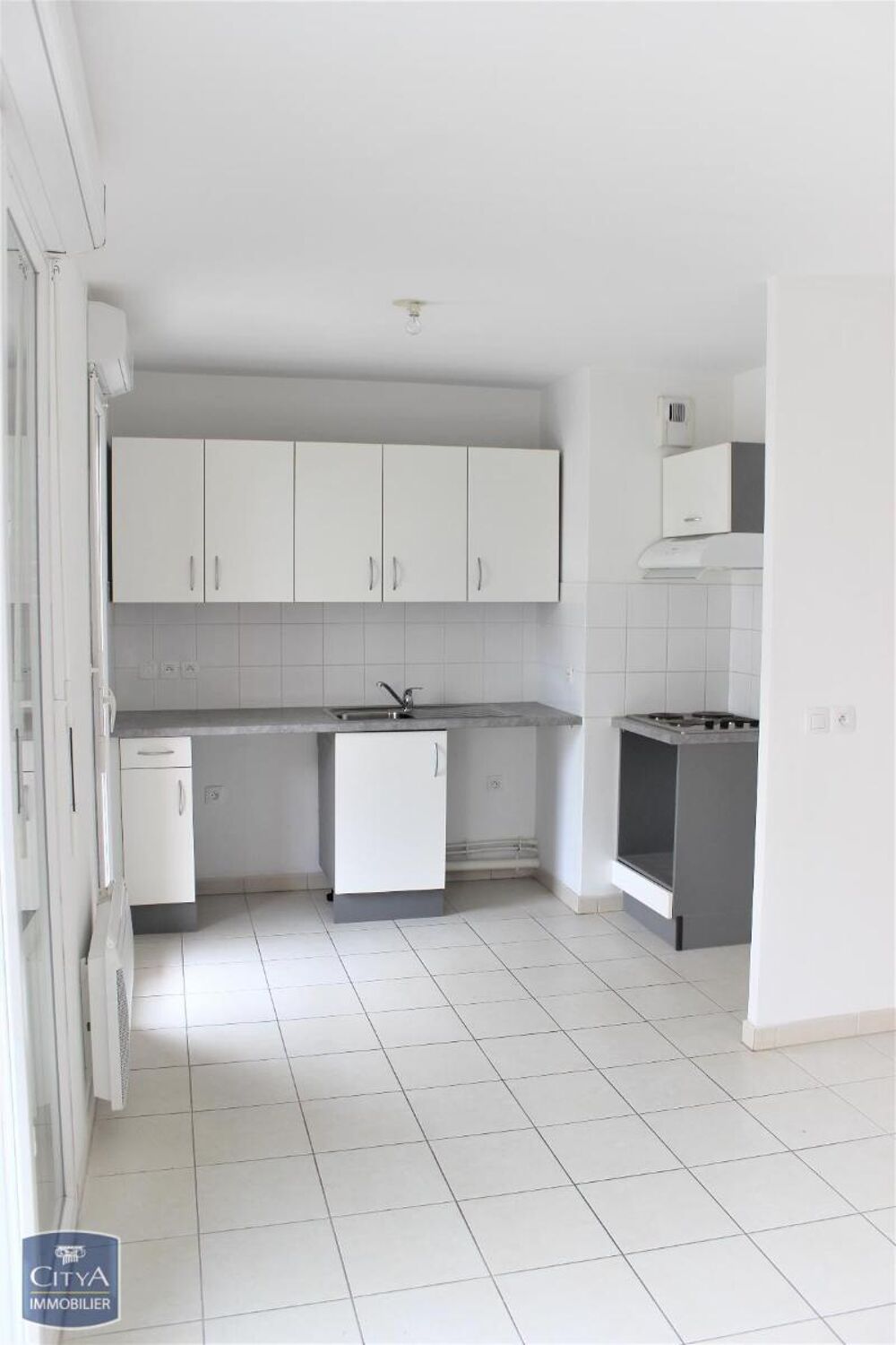 location Appartement - 3 pièce(s) - 63 m² Corbeil-Essonnes (91100)