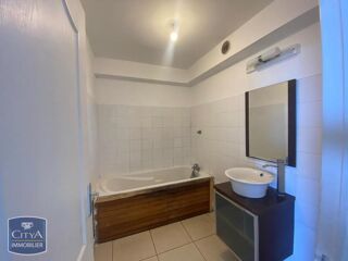  Appartement à louer 2 pièces 44 m²