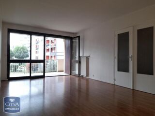  Appartement à louer 4 pièces 85 m²
