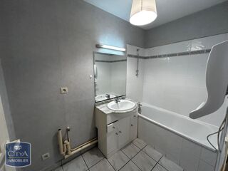  Appartement à louer 2 pièces 48 m²