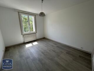  Appartement à louer 4 pièces 98 m²