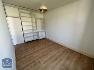  Appartement à louer 3 pièces 45 m²