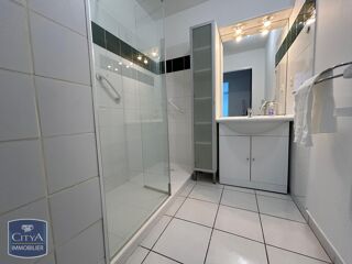  Appartement à louer 2 pièces 48 m²