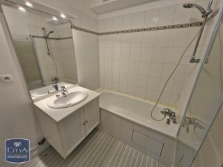  Appartement à louer 2 pièces 48 m²