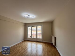  Appartement à louer 3 pièces 66 m²