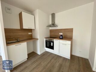  Appartement à louer 4 pièces 75 m²