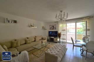  Appartement à louer 3 pièces 64 m²