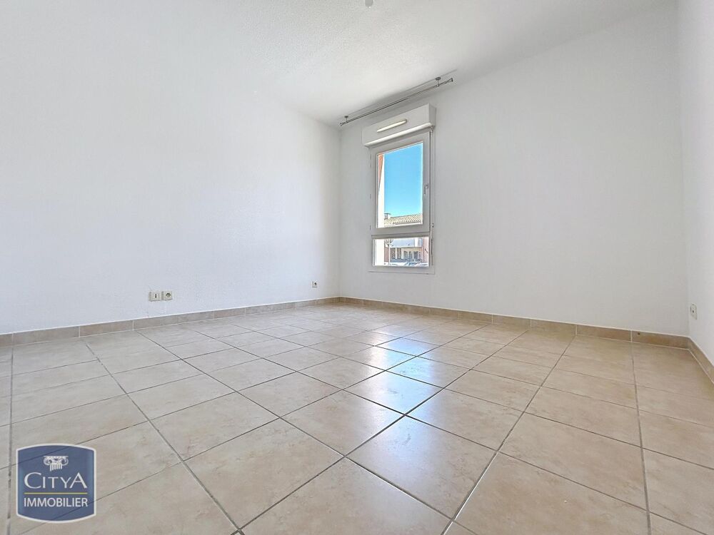 LOCATION - MIHAUD - APPARTEMENT 2 PIECES - TERRASSE - PA....