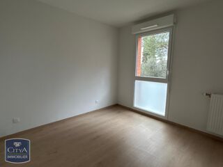  Appartement à louer 3 pièces 66 m²