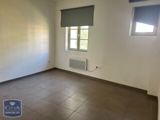  Appartement à louer 2 pièces 65 m²