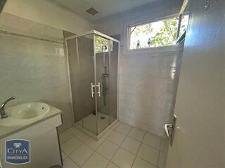 location Villa - 5 pièce(s) - 86 m² Orange (84100)