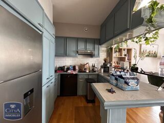  Appartement à louer 3 pièces 65 m²