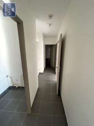  Appartement à louer 3 pièces 73 m²