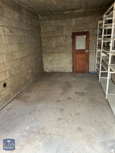  Parking / Garage � louer 