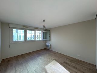  Appartement à louer 1 pièce 22 m²