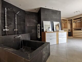  Maison � vendre 14 pi�ces 500 m�