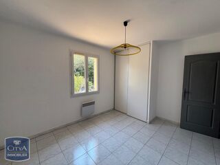  Maison à louer 4 pièces 89 m²