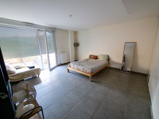  Appartement à louer 1 pièce 35 m²