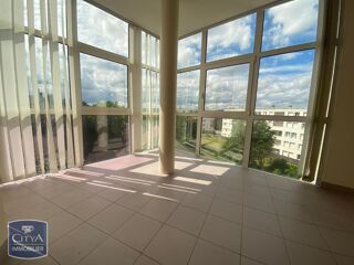  Appartement à louer 3 pièces 65 m²