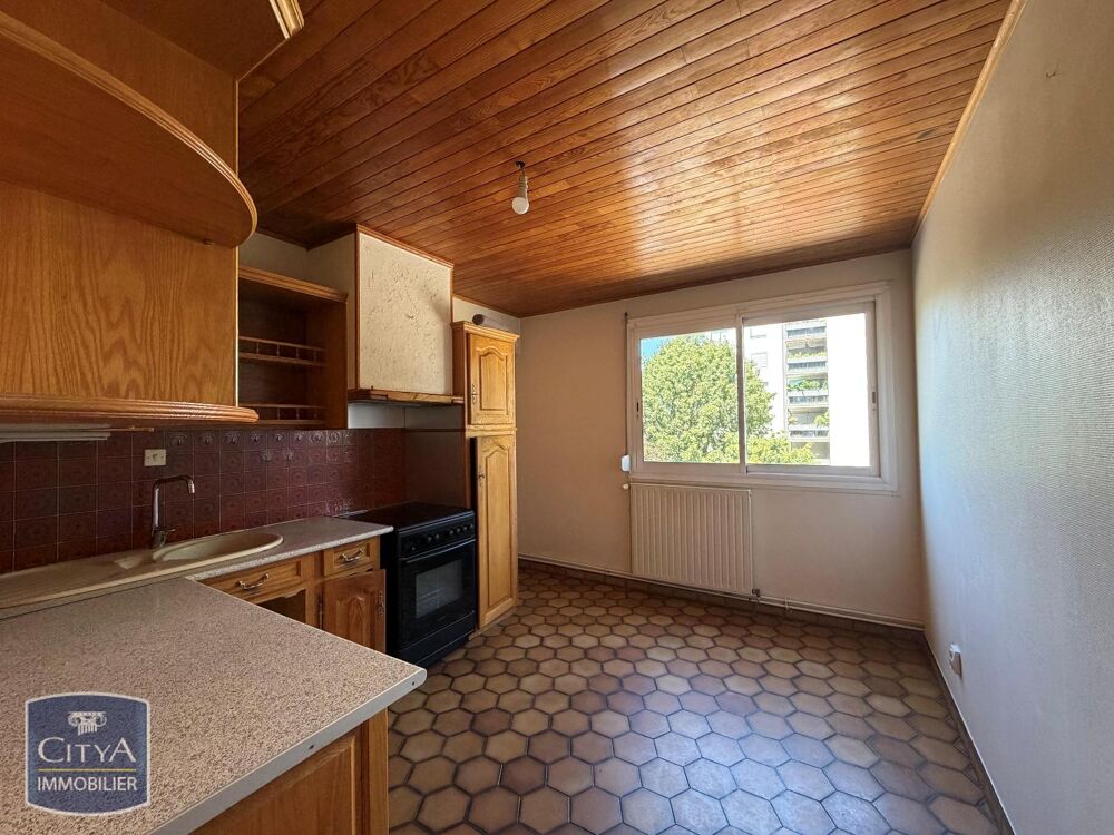 À LOUER : Appartement T4 situé à Seyssinet Pariset, dans....