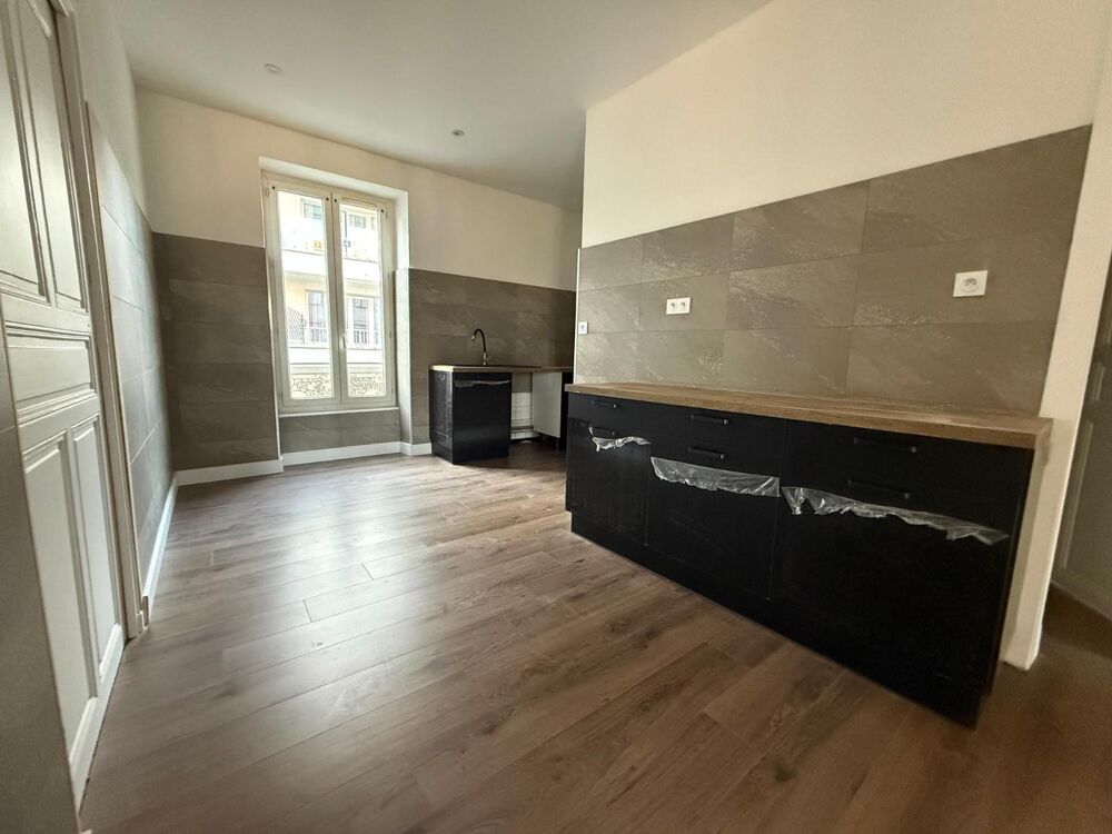 vente Appartement - 3 pièce(s) - 80 m² Aubenas (07200)