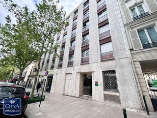  Parking / Garage à louer 