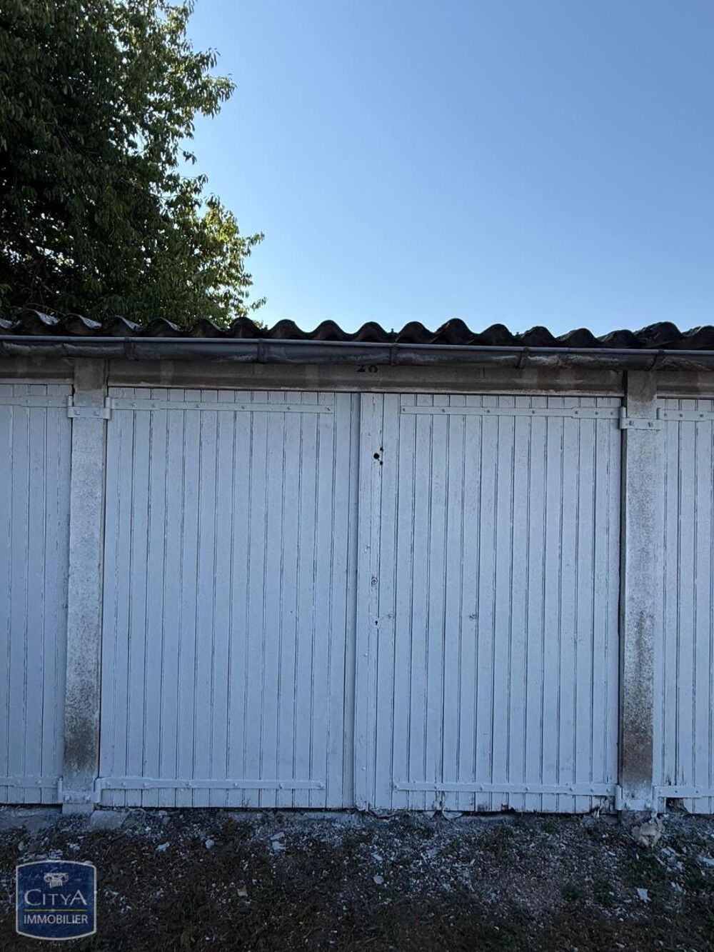 location Parking / Garage - 14 m² Varennes-Vauzelles (58640)