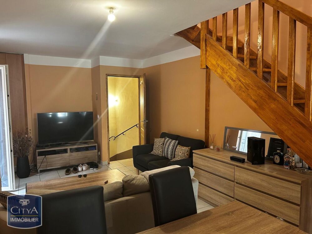 location Maison - 3 pièce(s) - 67 m² Montpeyroux (34150)