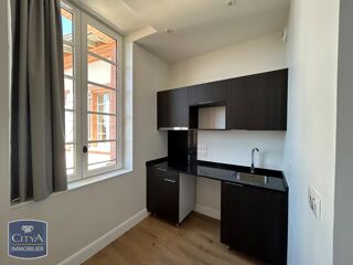  Appartement à louer 1 pièce 25 m²