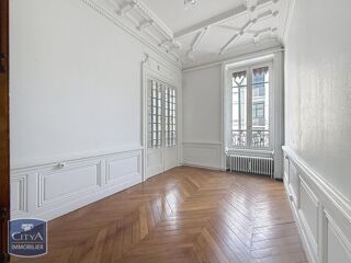  Appartement � louer 4 pi�ces 138 m� Lyon