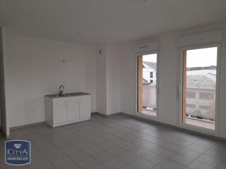  Appartement à louer 3 pièces 64 m²